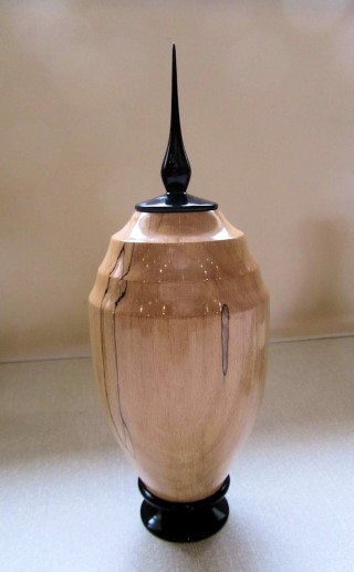 Ken Akrill's highly commended lidded vase